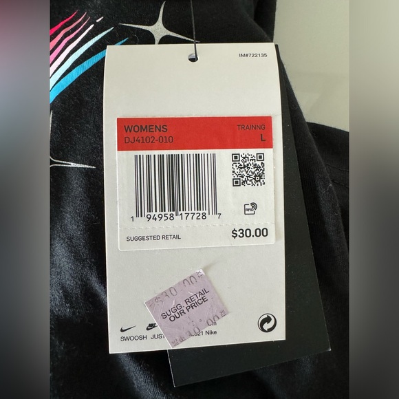 Nike Oversized Crop Top - Picture 6 of 10